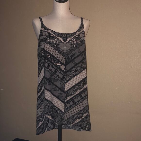 CAbi Girly Goth Summer Witch Core Black Gray Lace Print Sleeveless Top M #3278 - Picture 1 of 9